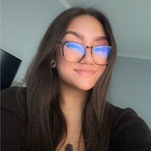 Meet your Posher, Taylor